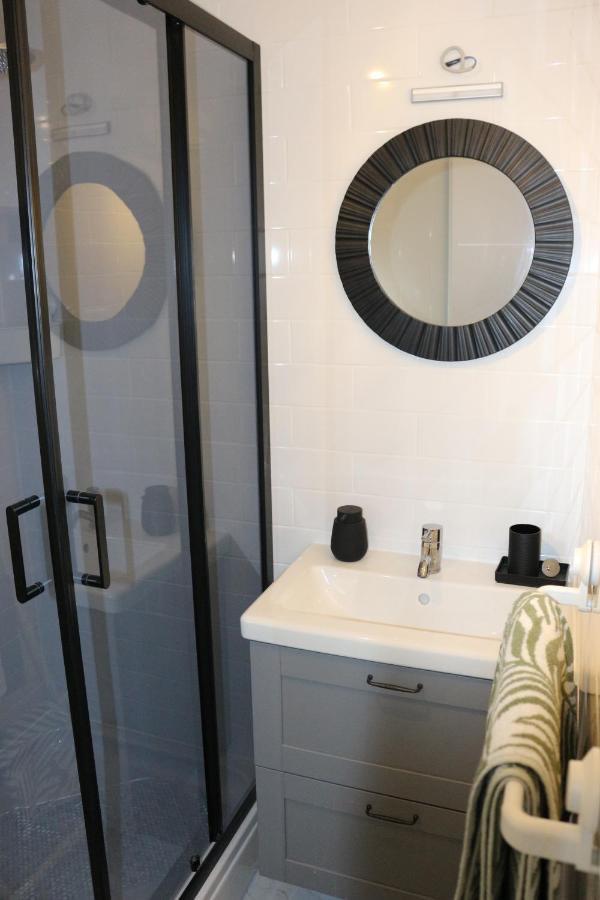 Studio Apartman Tajci Apartment สลูน ภายนอก รูปภาพ