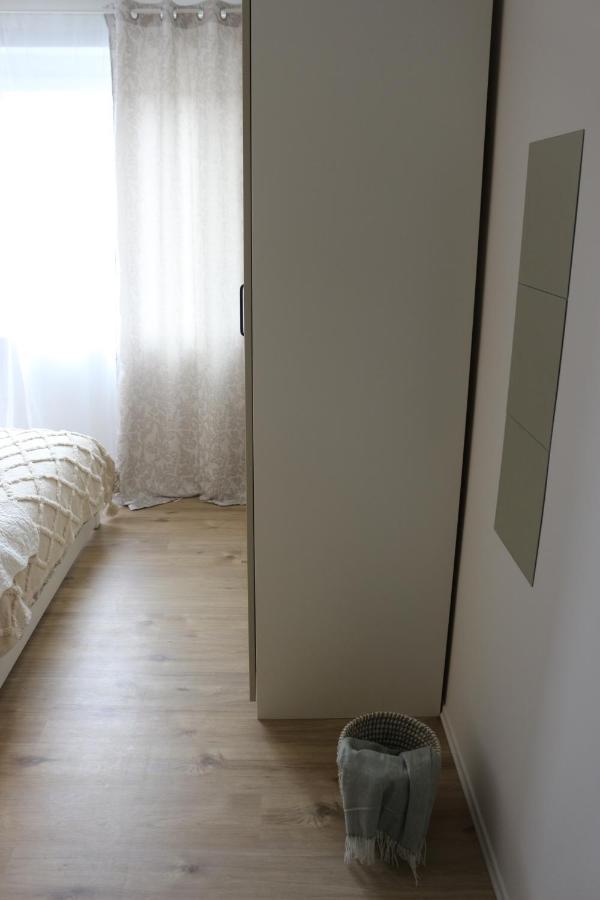 Studio Apartman Tajci Apartment สลูน ภายนอก รูปภาพ