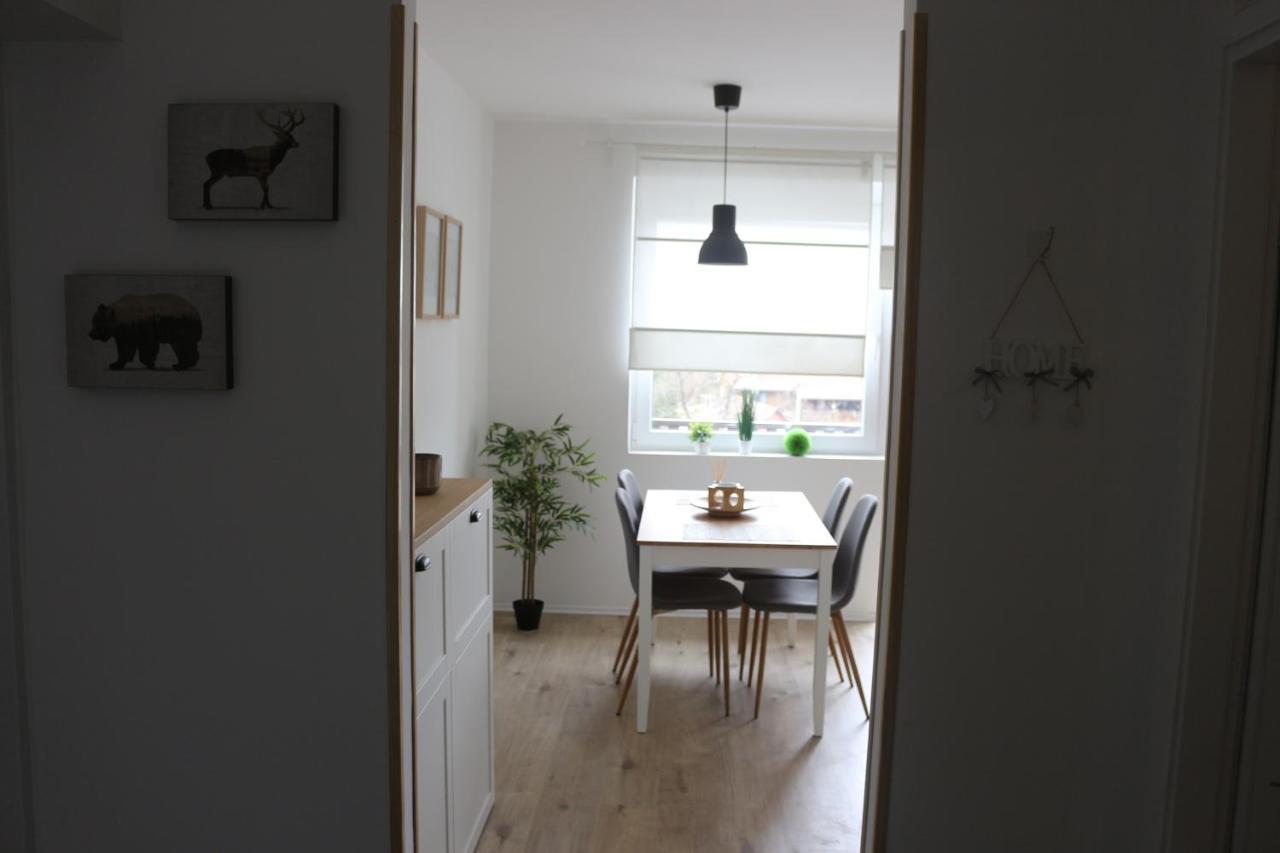Studio Apartman Tajci Apartment สลูน ภายนอก รูปภาพ